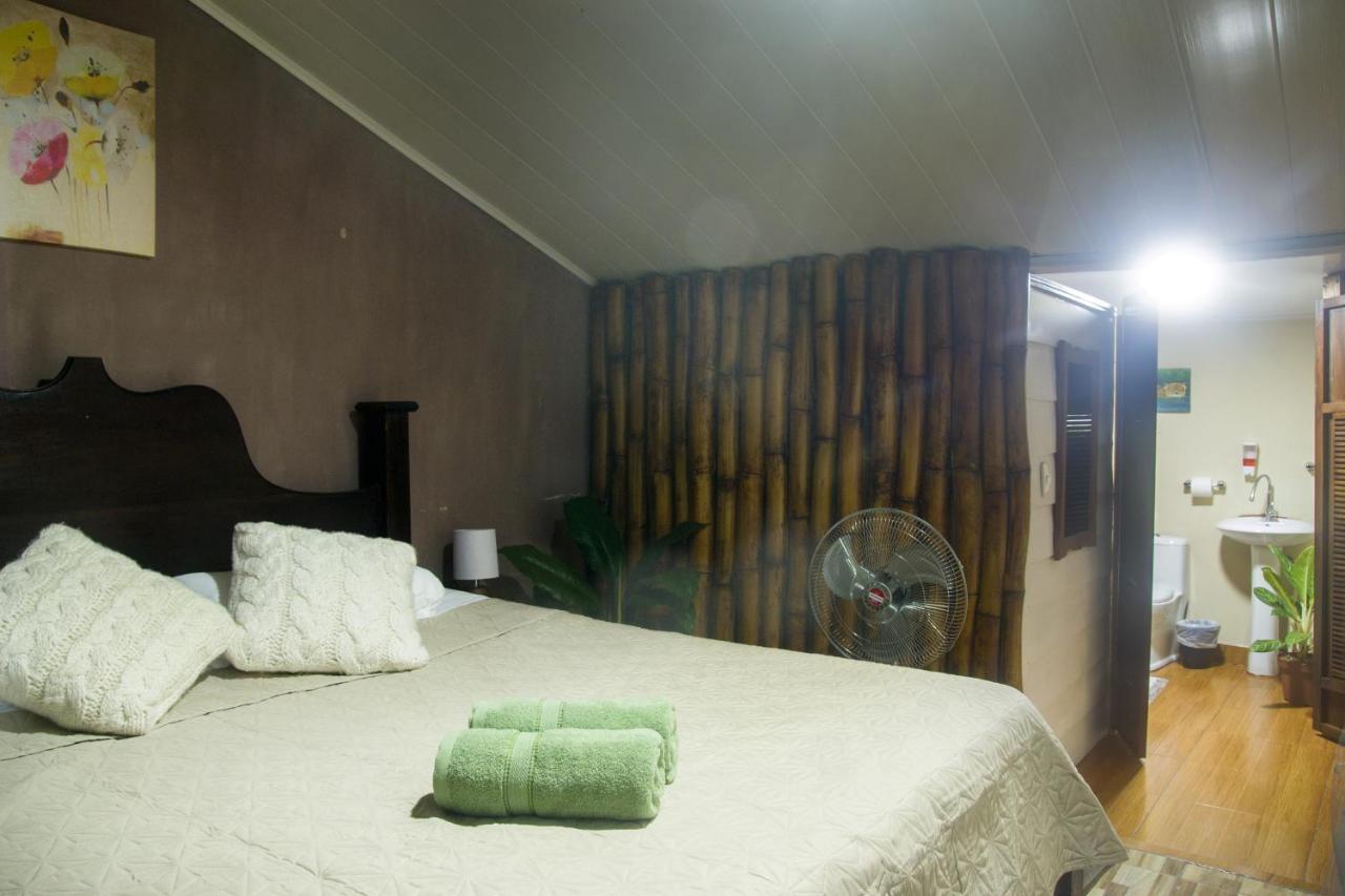 Cacao Lodge And Tours La Fortuna Extérieur photo
